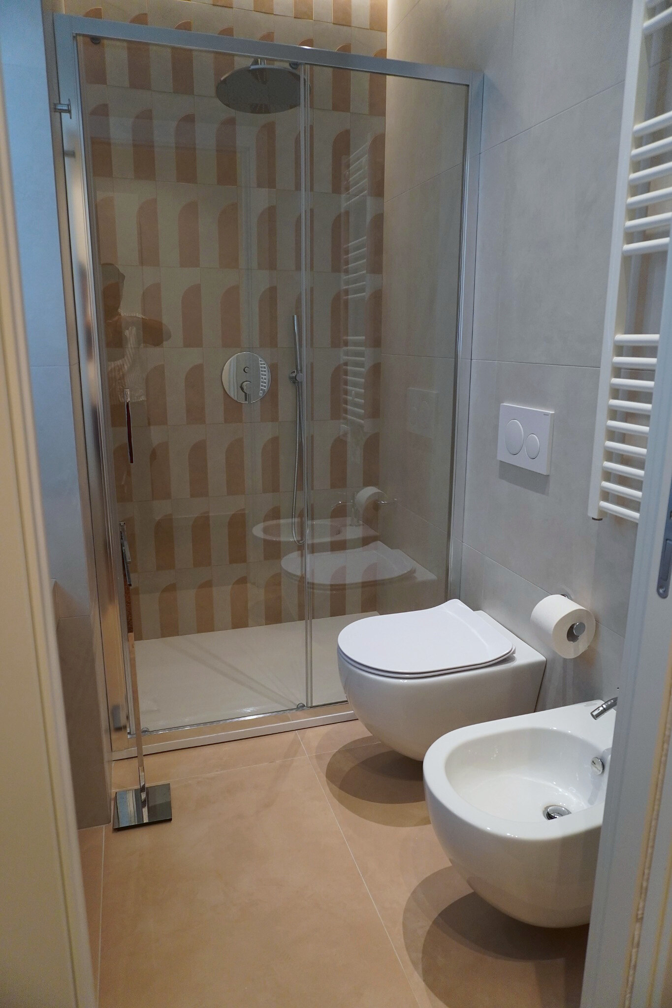 Bagno privato con doccia